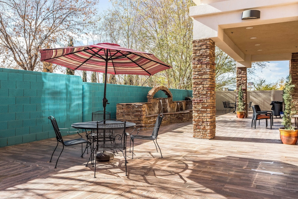 Fairfield Inn & Suites Alamogordo - photo 30