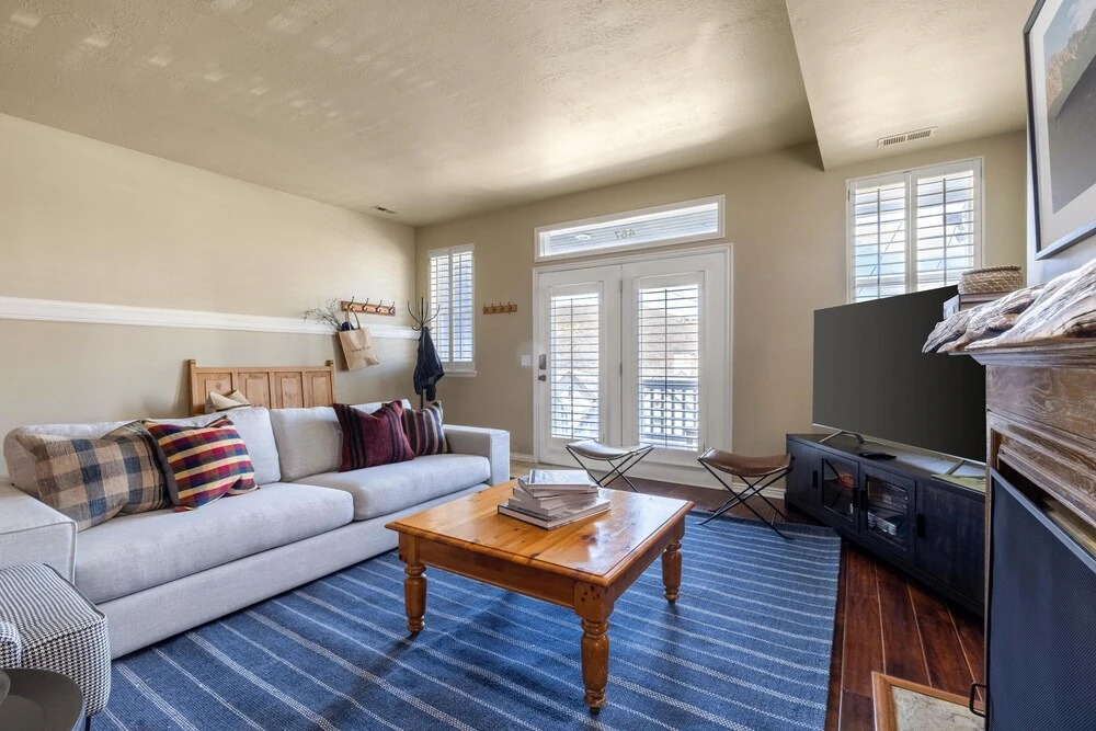 Silver Star by Avantstay Ideal Park City Location Close to Slopes Hot Tub - photo 5