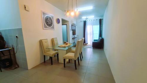 No Tourist Comfortable 3 Room For 6Pax Kepong Kl — 4-Star Luxury Hotel in Kuala Lumpur, Malaysia