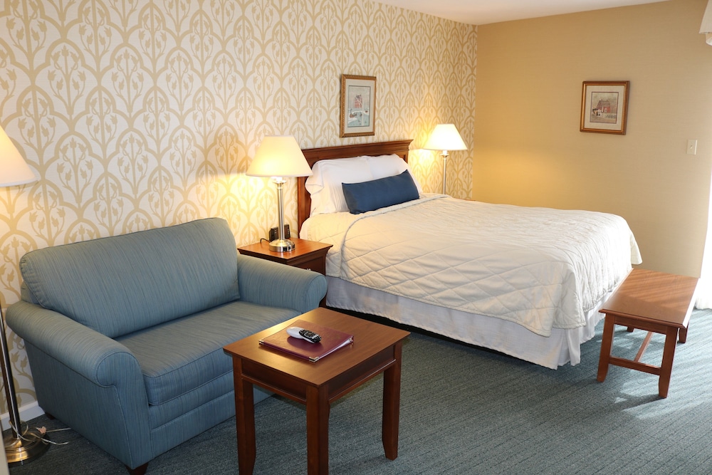 The Village Inn Harrisonburg - photo 21