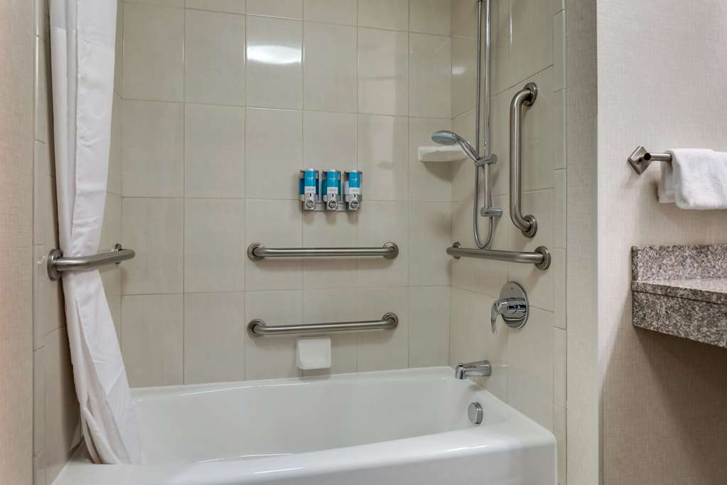 Drury Inn & Suites Charlotte Arrowood - photo 43