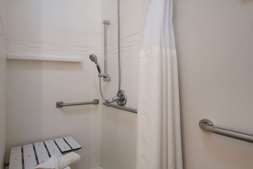 Best Western Bandera Suites & Saloon - photo 27