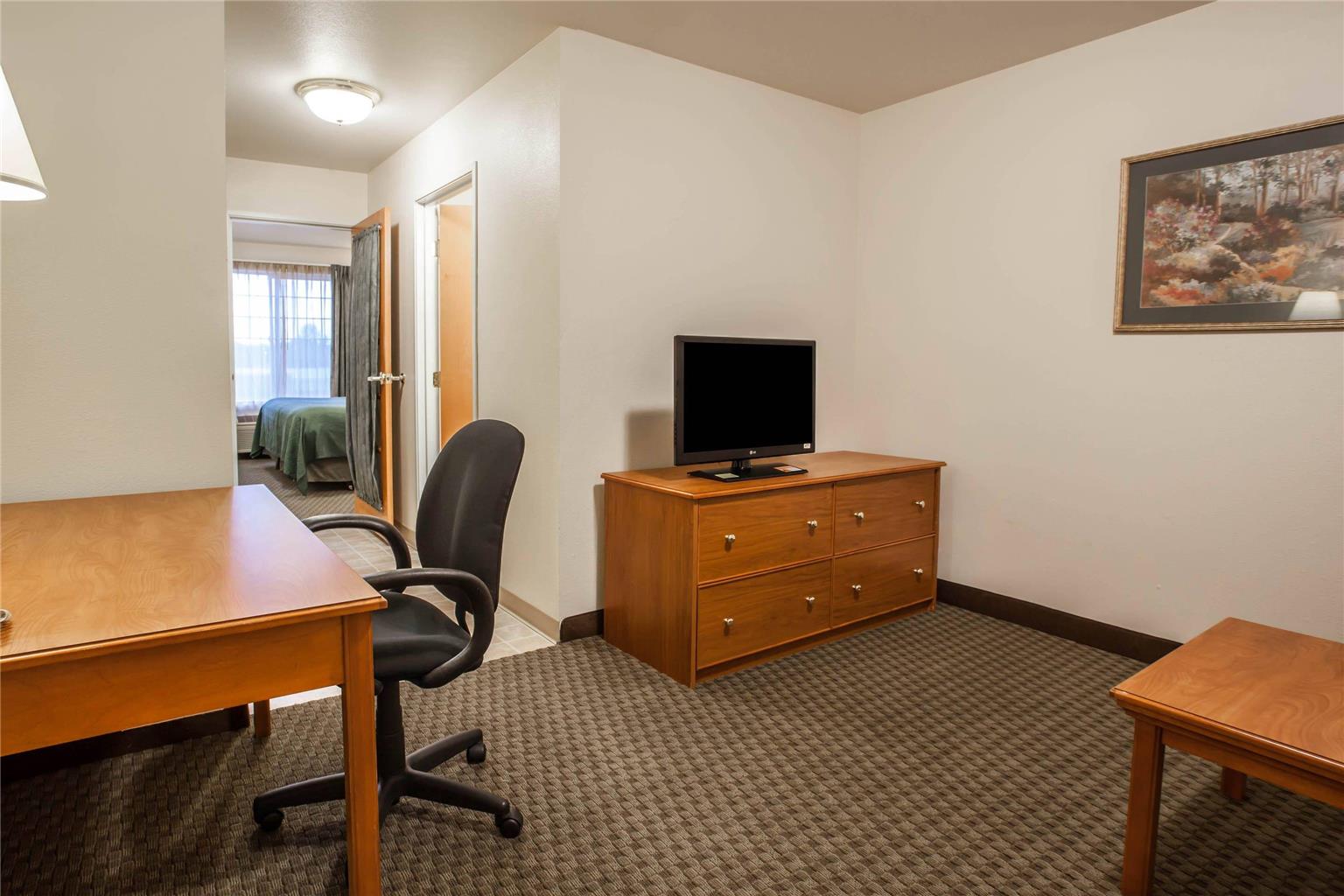 Quality Inn & Suites Federal Way Seattle - photo 25