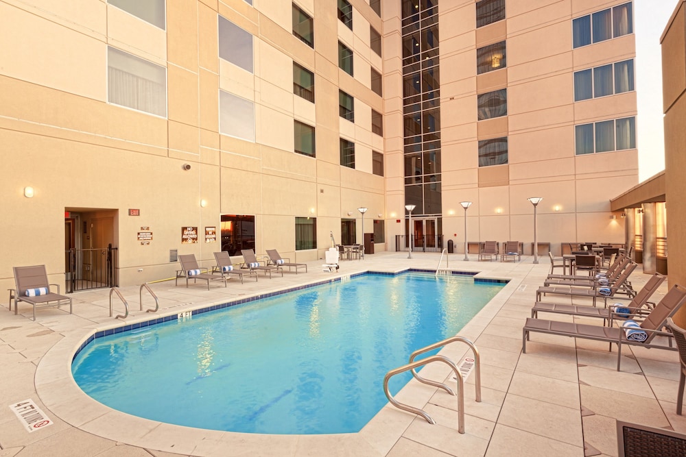Homewood Suites Houston Downtown pet-friendly hotel Houston