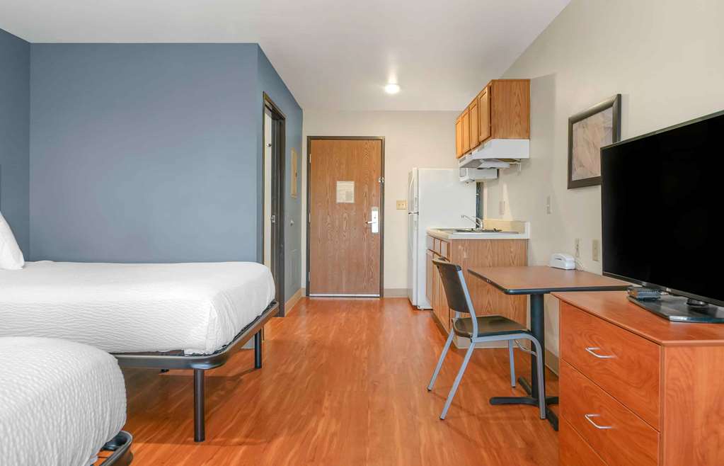 Extended Stay America Select Suites Kalamazoo West - photo 26