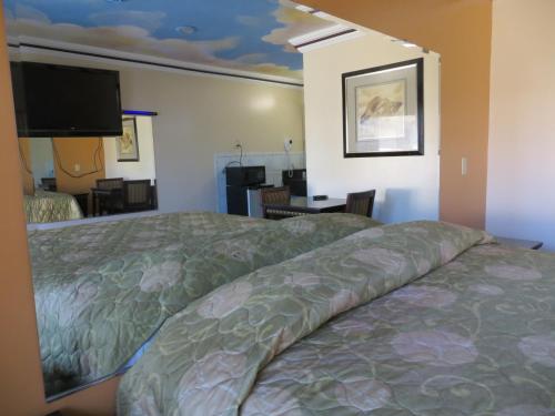 Kearney Motel - photo 8