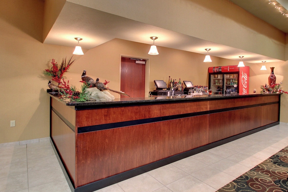Cobblestone Hotel & Suites Broken Bow - photo 56