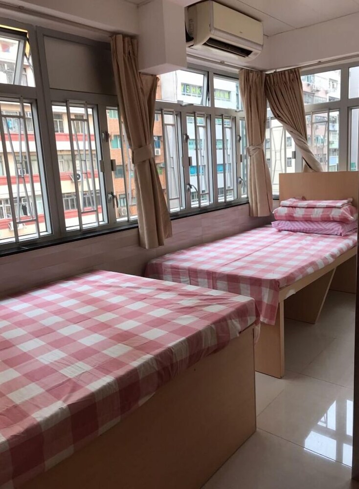 Li Min in Kowloon, Hong Kong