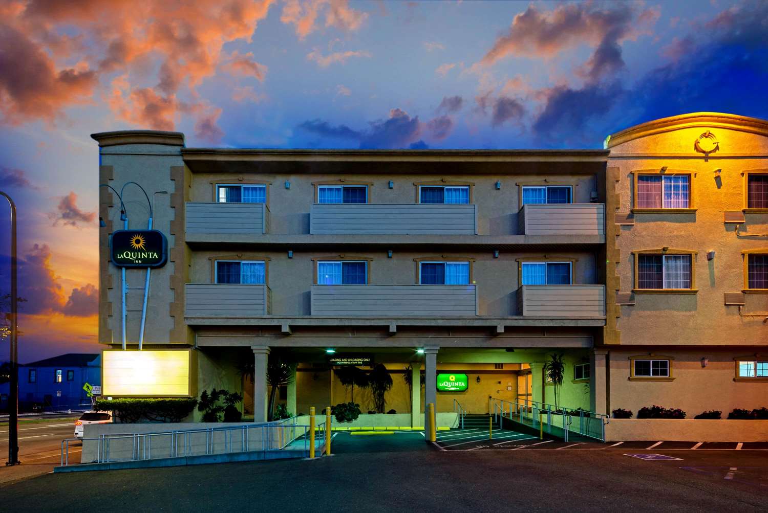 University Inn and Suites Berkeley - photo 2