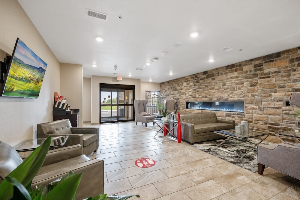 Cobblestone Hotel & Suites Austin — Austin — photo 3