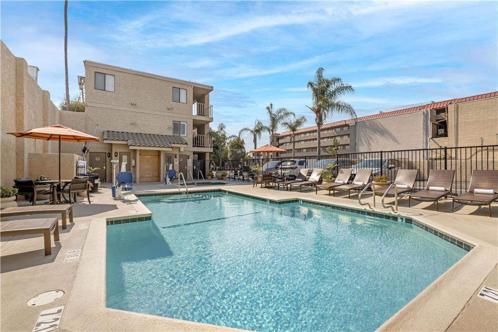 Best Western Plus Anaheim Inn - photo 8