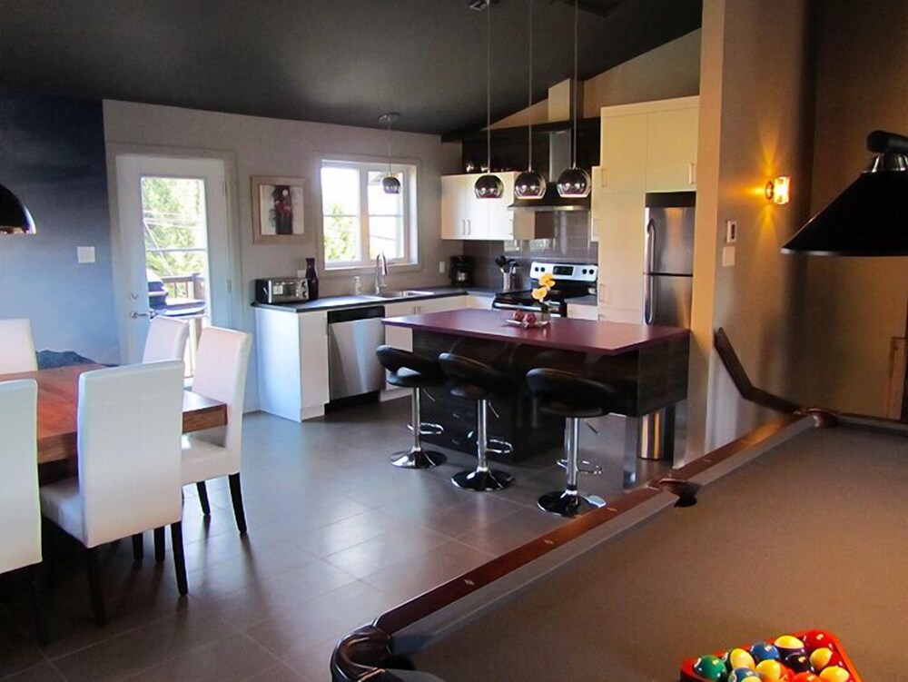 L'alpin 11 — 4-Star Luxury Hotel in Quebec, Canada