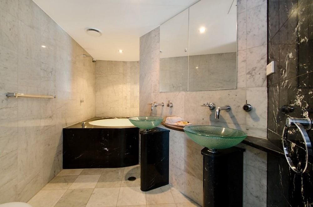 Sirocco 506 — 4-Star Luxury Hotel in Mooloolaba, Australia