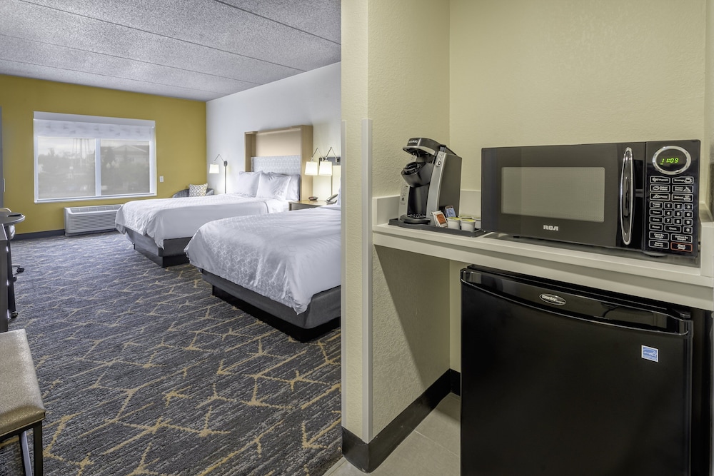Holiday Inn & Suites Wausau Rothschild by IHG - photo 10