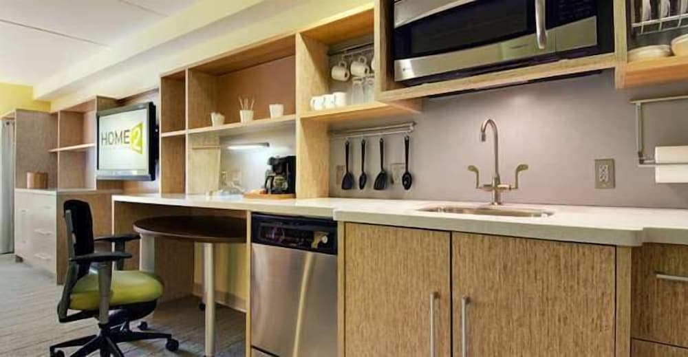 Home2 Suites by Hilton Nashville Airport - photo 14