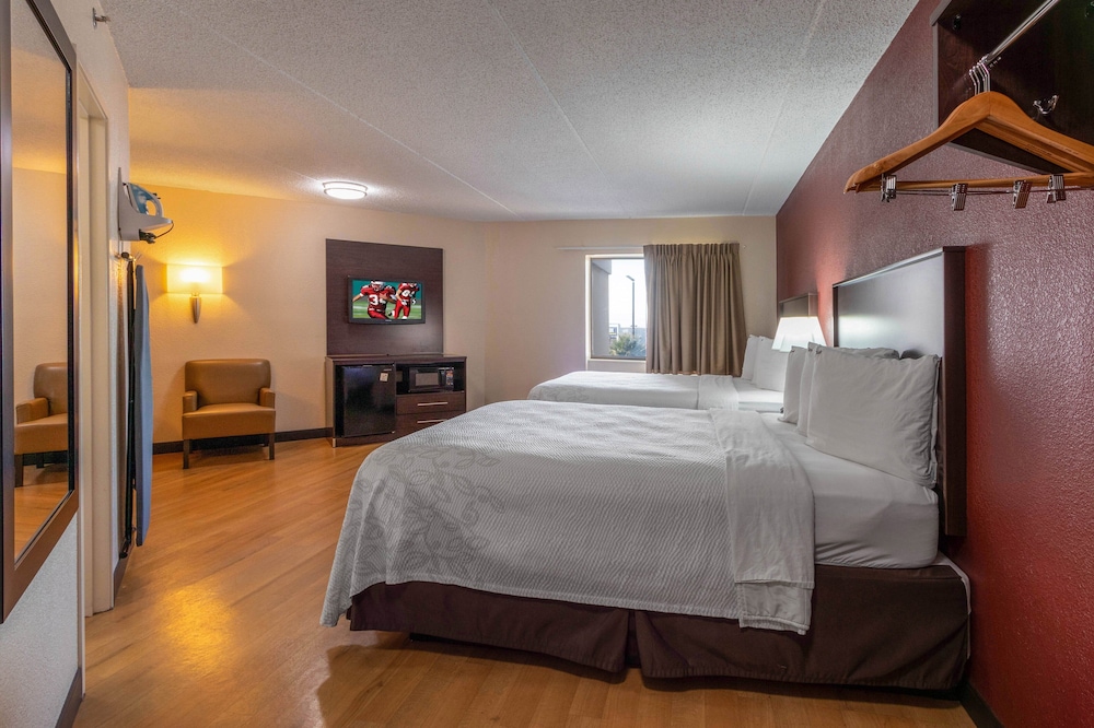 Red Roof Inn Plus El Paso East - photo 13