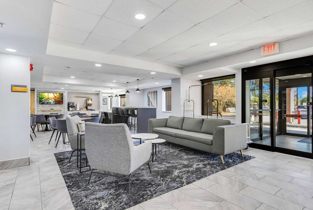 La Quinta Inn & Suites by Wyndham Jacksonville Mandarin - photo 11