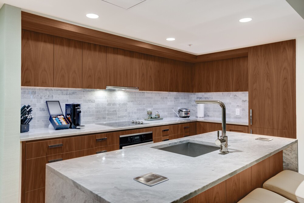 The Ritz Carlton Residences by Real Select Vacation - photo 61