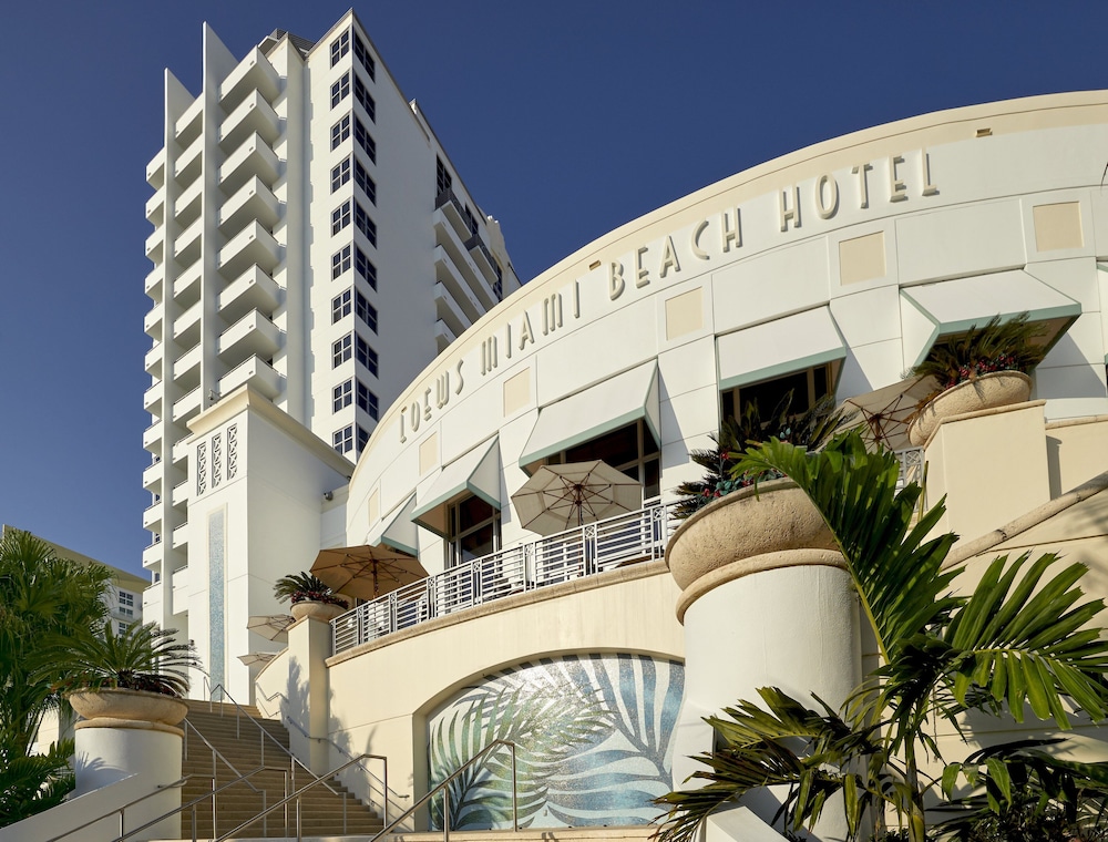 Loews Miami Beach Hotel — 4-Star Luxury Hotel in Miami, United States