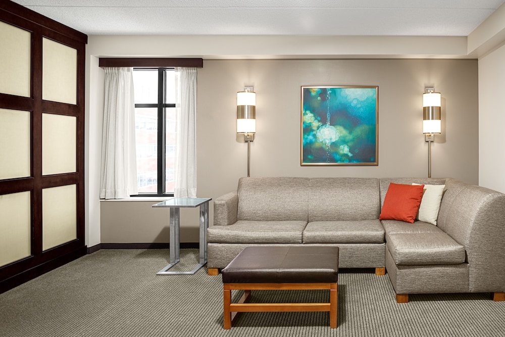 Hyatt Place Pittsburgh North Shore - photo 21
