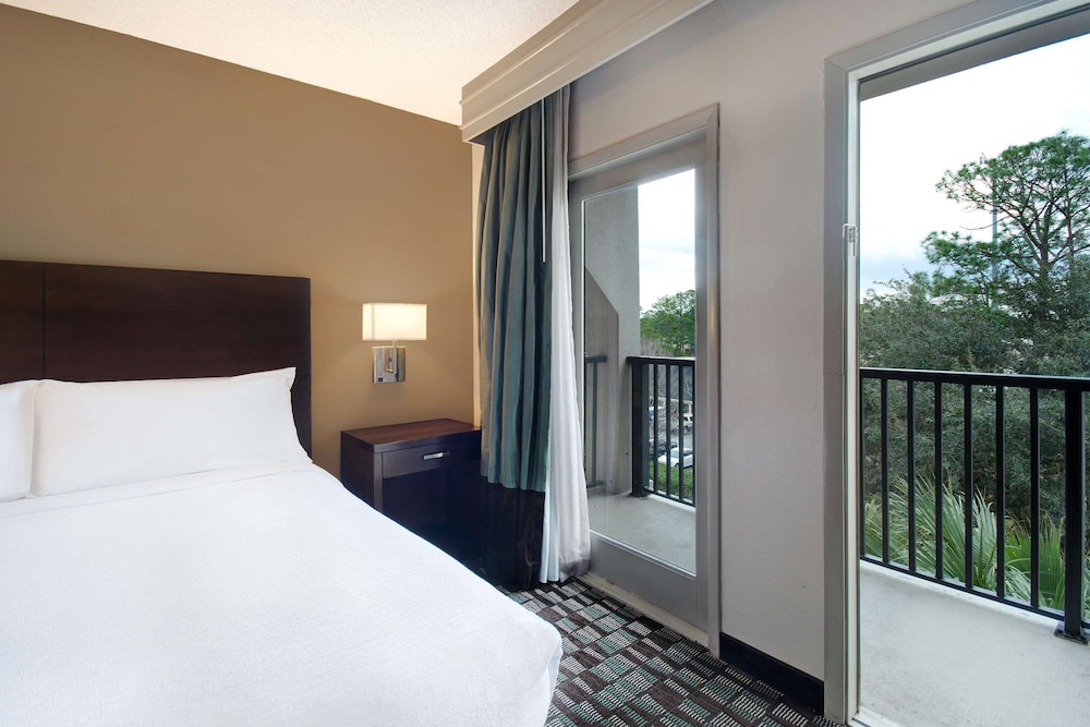 Embassy Suites by Hilton Jacksonville Baymeadows - photo 43