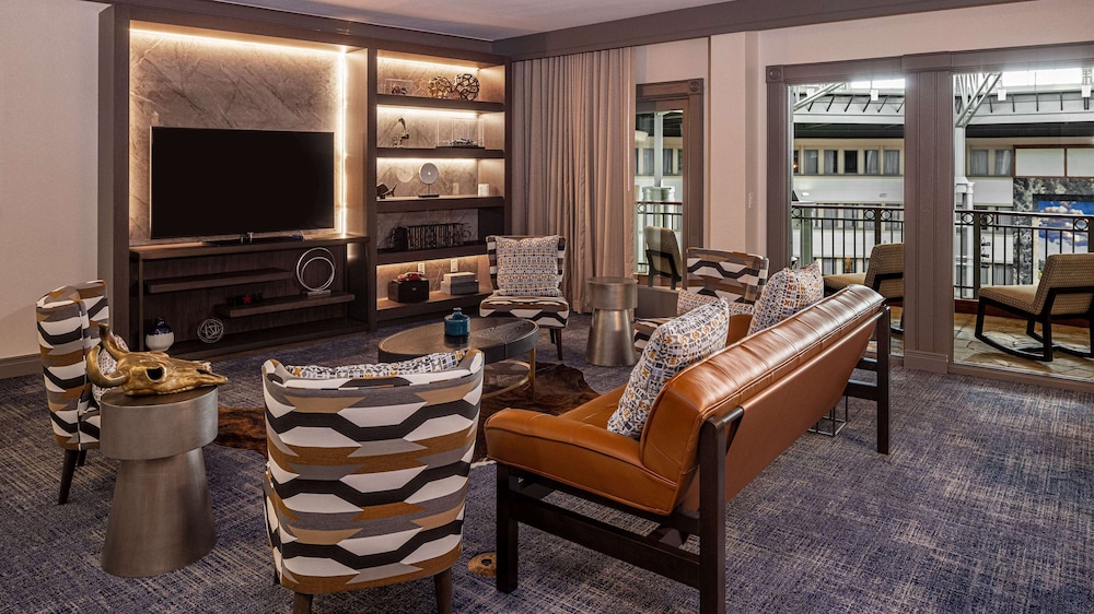 Hilton Austin Airport - photo 19