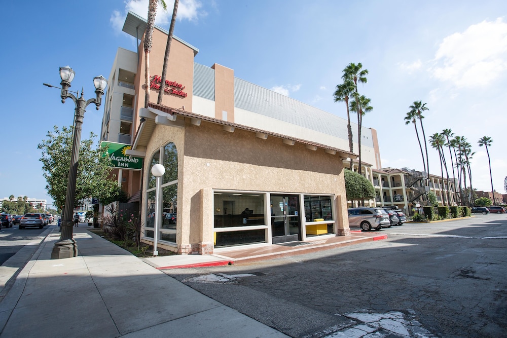 Vagabond Inn Glendale - photo 41