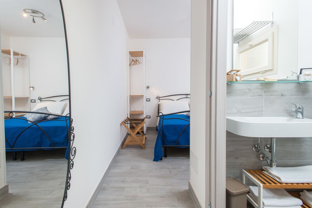 Via Gallipoli 26 Liferooms in Racale, Italy