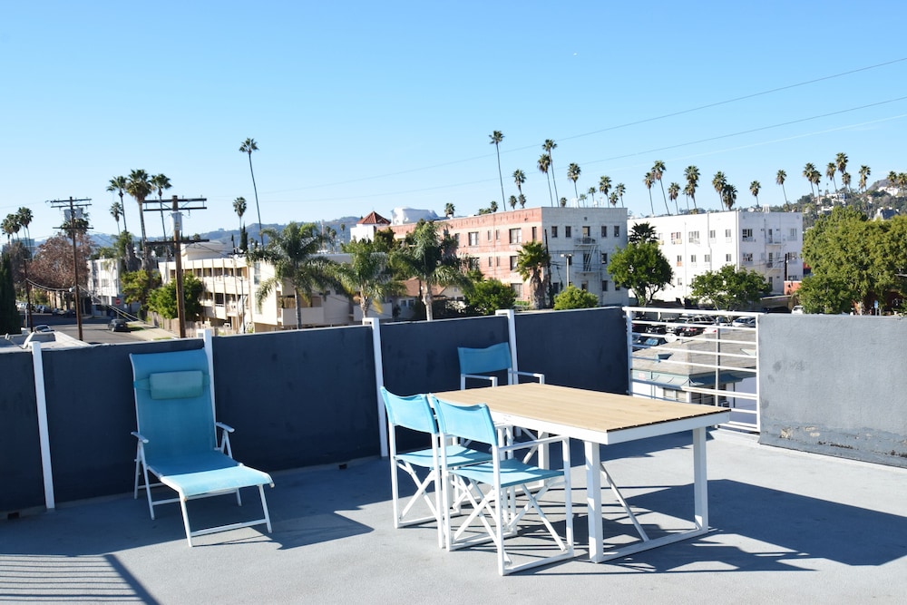 Boutique Hollywood - photo 30