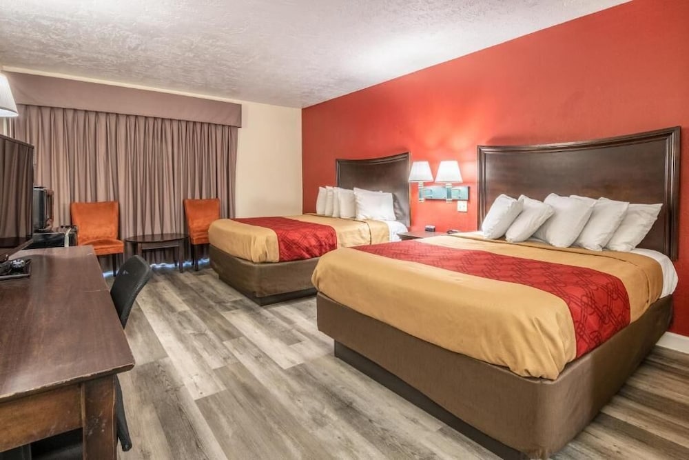 Perry Inn & Suites National Fairground I 75 - photo 12