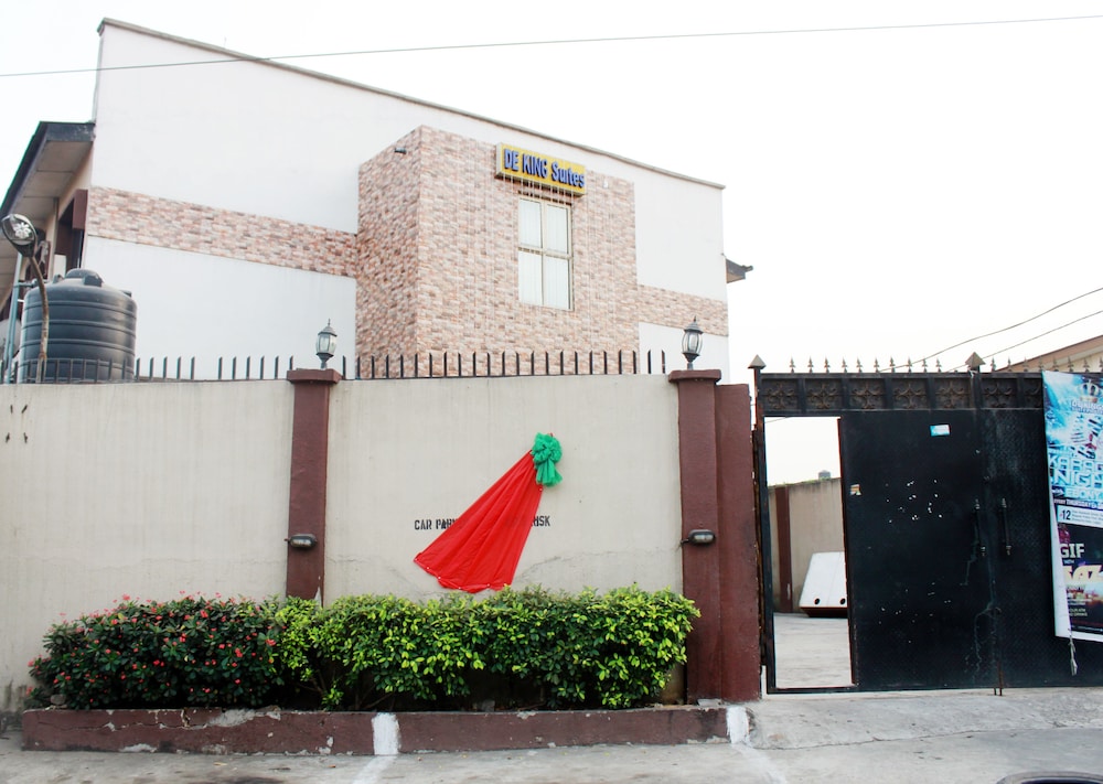 De Kings Suite Hotel - last minute hotel in Lagos