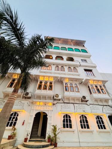 Prathaniya Comfort Stay - last minute hotel in Udaipur