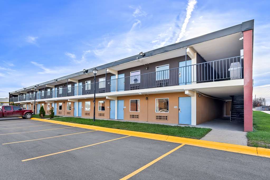 Americas Best Value Inn Danville - photo 7