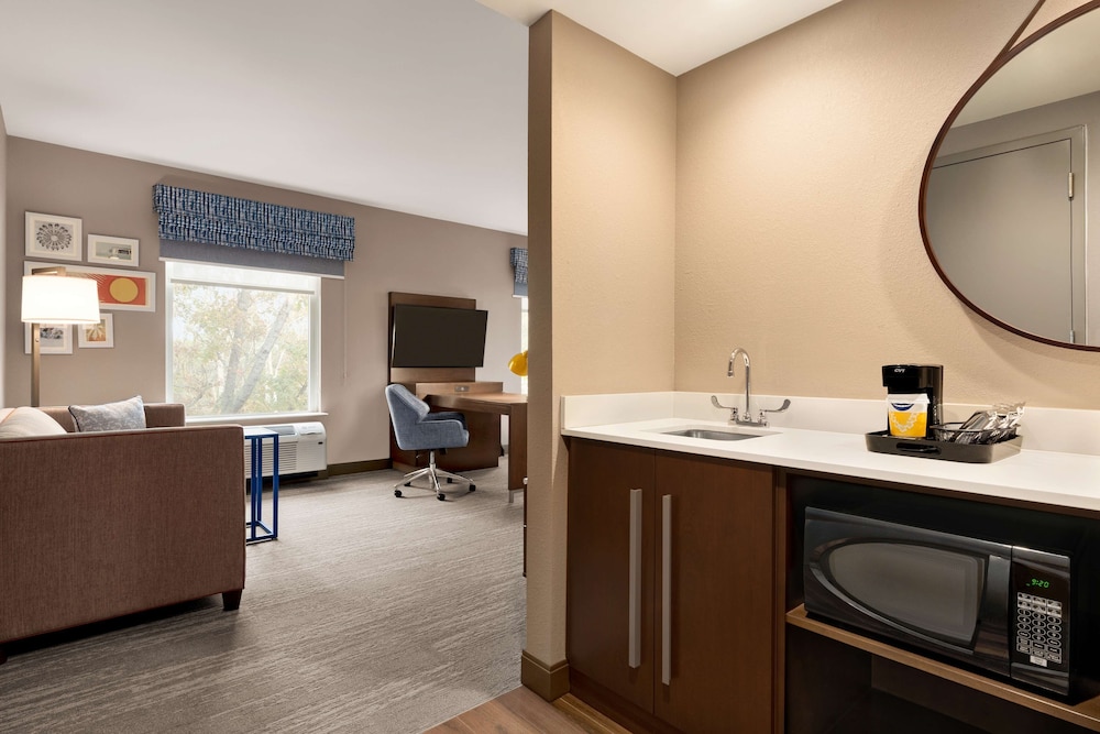 Hampton Inn & Suites Ocean City West - photo 18