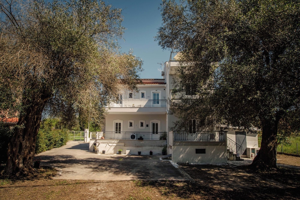 Fiore Azzurro - last minute hotel in Corfu