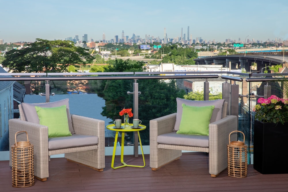 Hotel Indigo Flushing LaGuardia by IHG - photo 10
