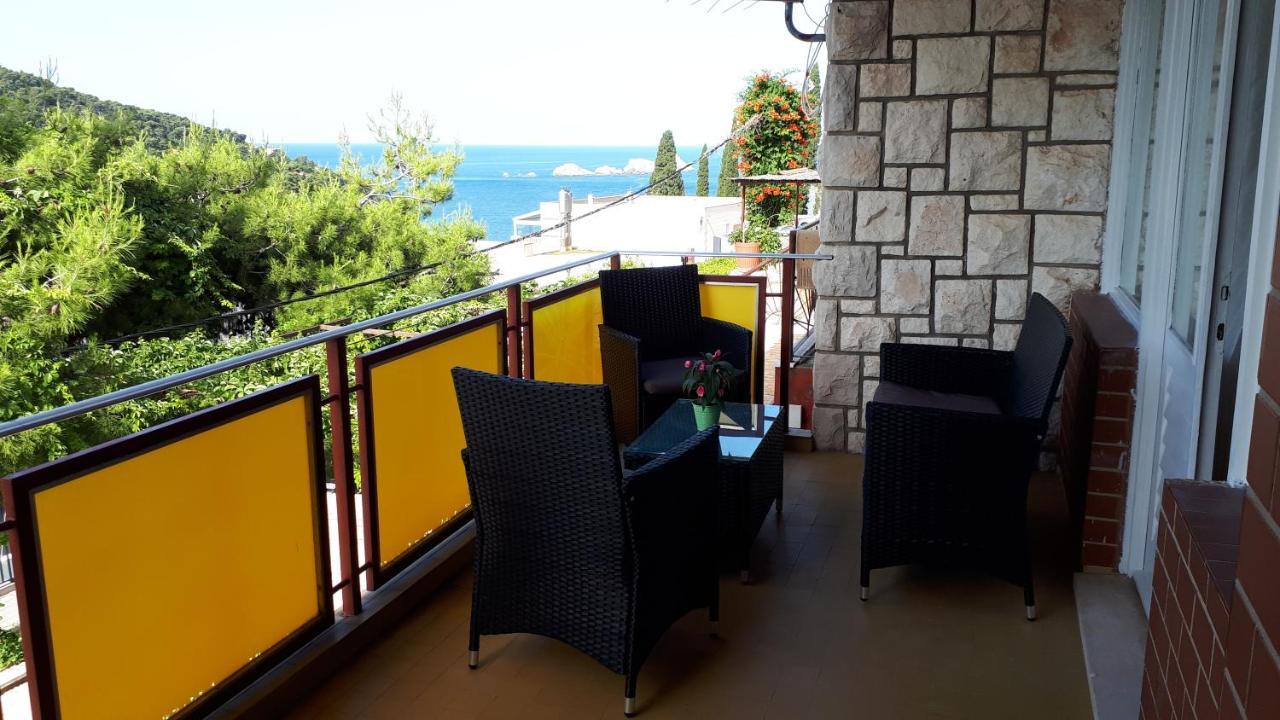 Best4You Apartment sea view 70 m2 2 bedrooms