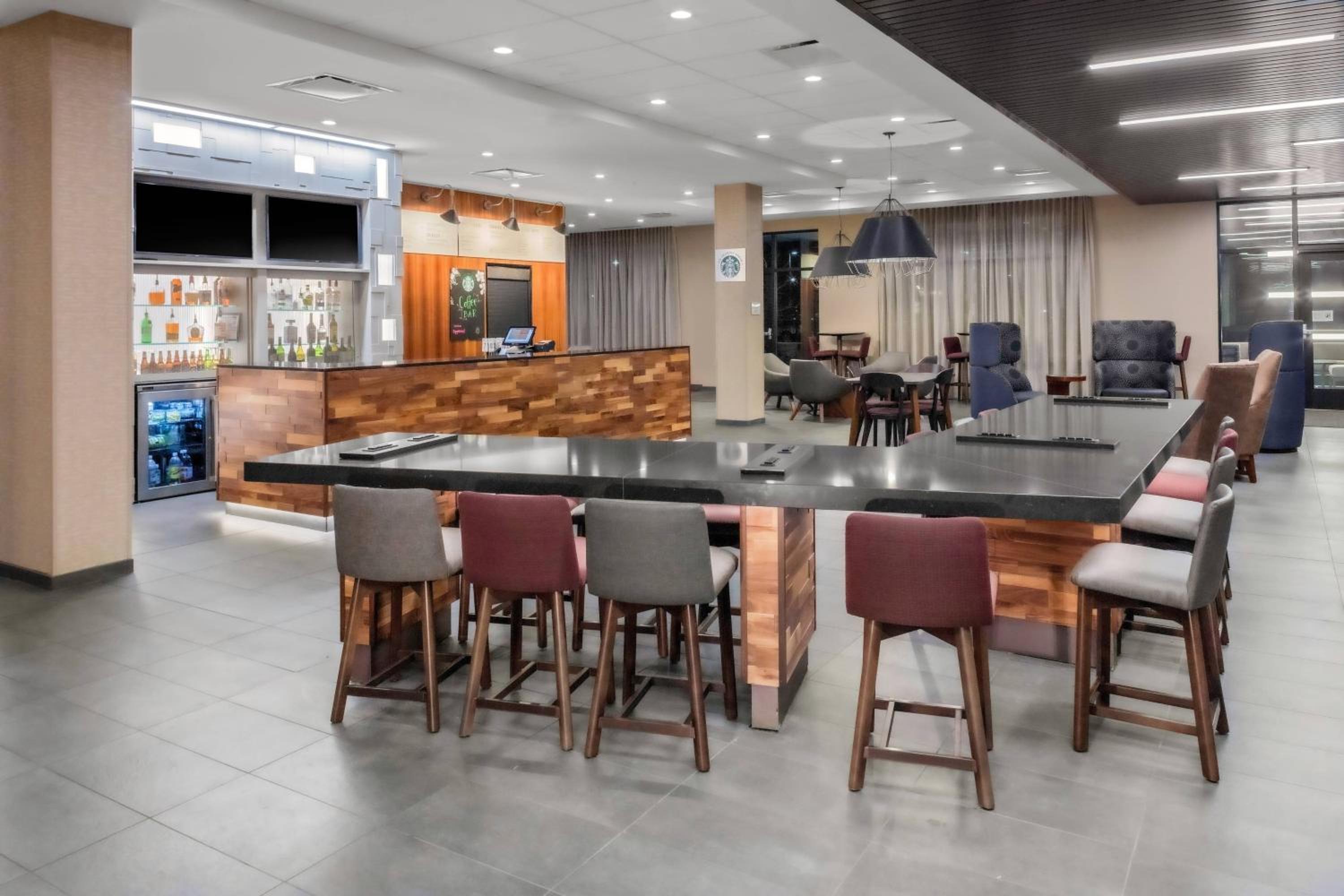 Courtyard by Marriott East Lansing Okemos - photo 43
