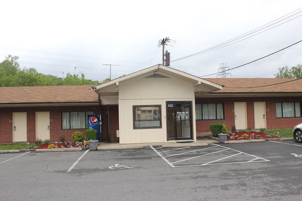 Green Valley Motel Winston Salem - photo 25