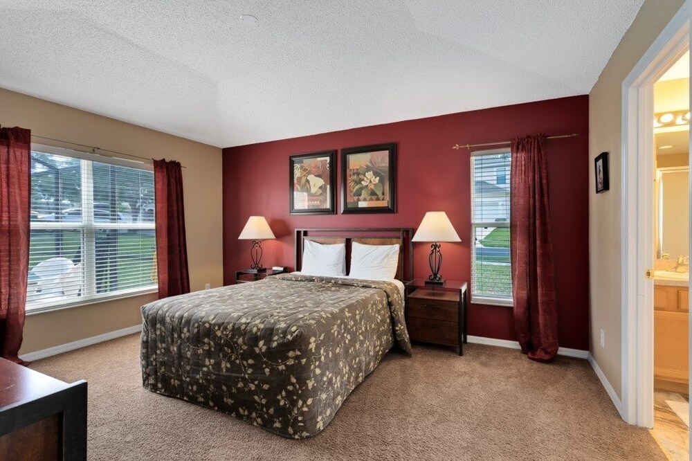 Emerald Island Resort 4 bed 3 Bath With Pool spa - photo 2