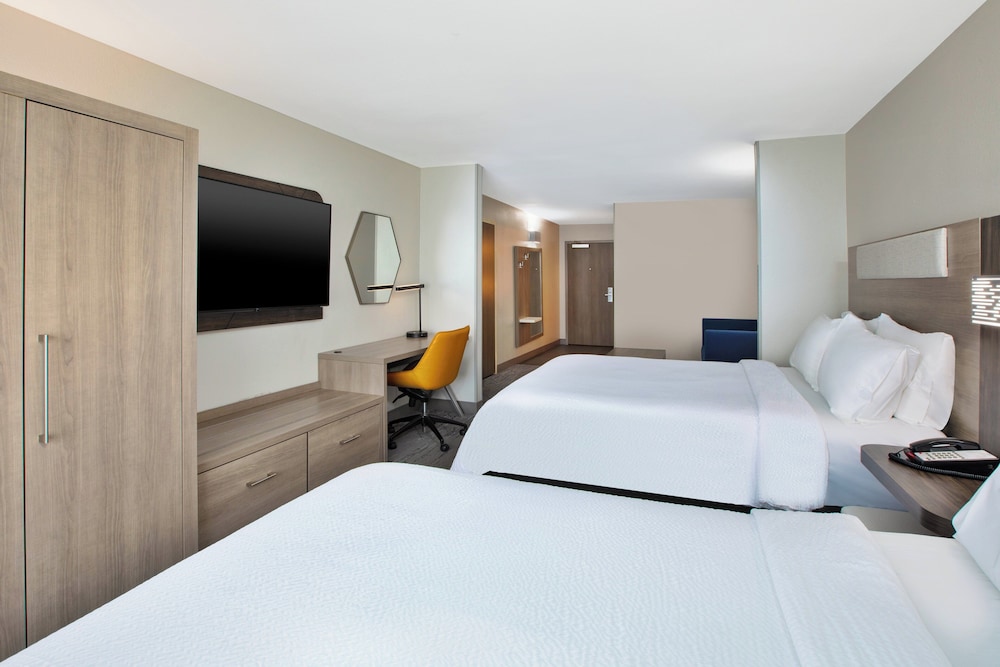 Holiday Inn Express & Suites W. Monroe by IHG - photo 5