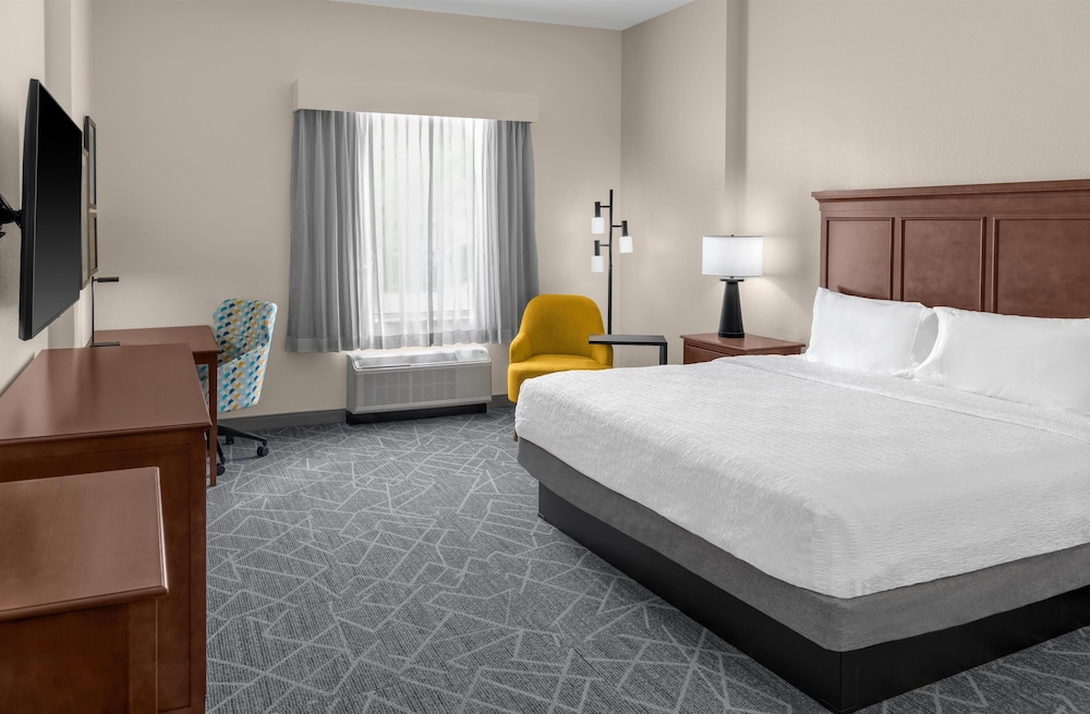 Hampton Inn & Suites Coconut Creek - photo 23