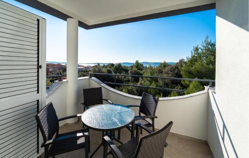 Amazing Apartment In Bibinje With Wifi — 4-Star Luxury Hotel in Bibinje, Croatia