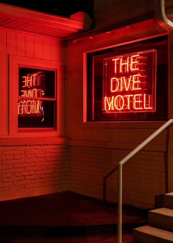 The Dive Motel & Swim Club - photo 30