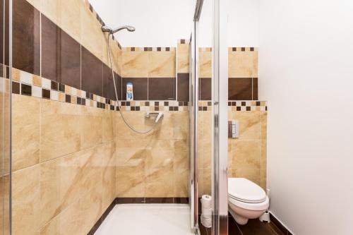 Berta 4 Bedrooms 3 Baths — 4-Star Luxury Hotel in Budapest, Hungary