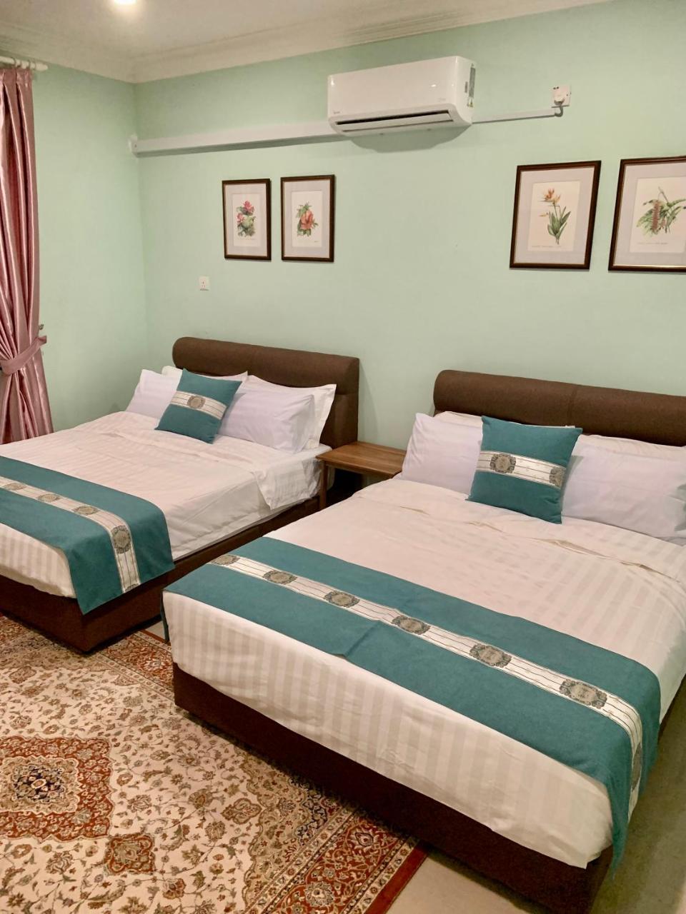 Puncak Villa 10 20pax — 4-Star Luxury Hotel in Kuala Kangsar, Malaysia