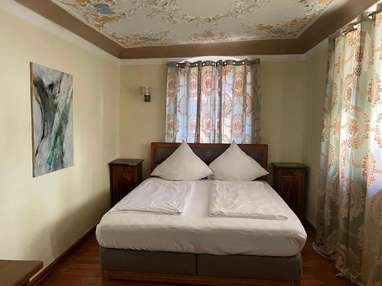 Hotel Und Restaurant Neuhauser — Volkach — photo 4