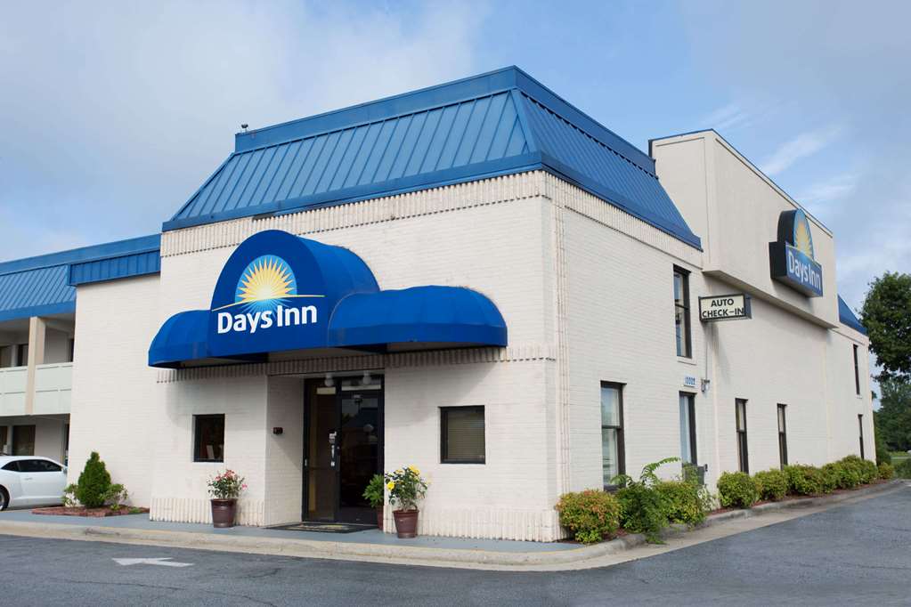 Days Inn by Wyndham High Point Archdale - featured photo