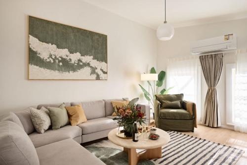 The Brass Bear in Darlinghurst - last minute hotel in Sydney