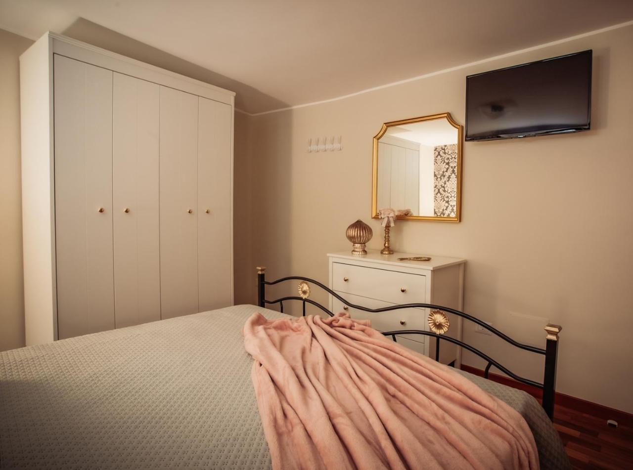 La Terrazza Dei Gemelli Casa Vacanze — 4-Star Luxury Hotel in Venosa, Italy